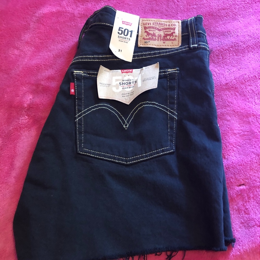 Woman’s Levi’s 501 Shorts